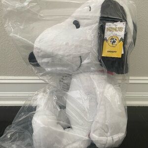 Peanuts Snoopy Jumbo Plush